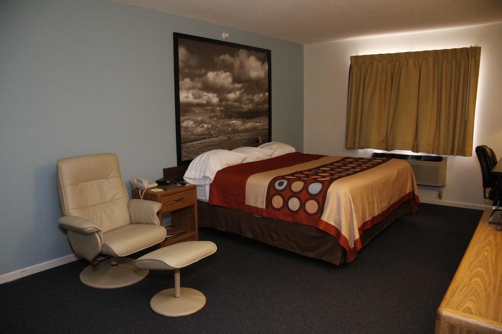 Oyo West Point Inn Екстер'єр фото